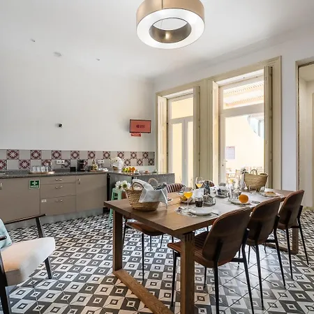 Guestready - Vanzeleres Collection 3* Πόρτο