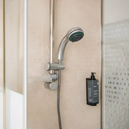 Guestready - Vanzeleres Collection 3*