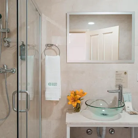 Hotel Guestready - Vanzeleres Collection 3*