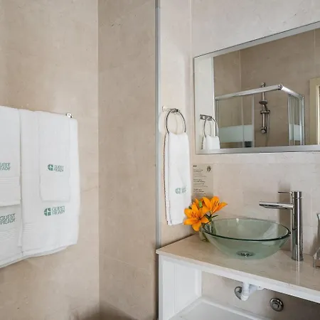 Guestready - Vanzeleres Collection Hotel 3*