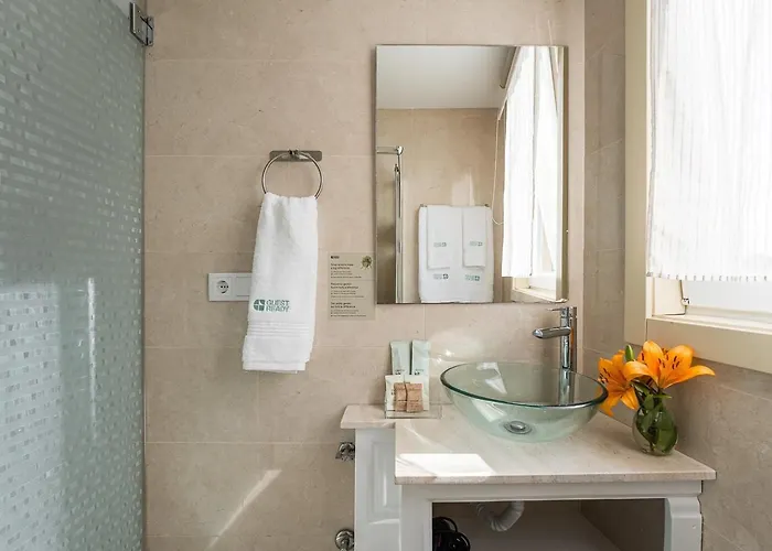 Guestready - Vanzeleres Collection 3*