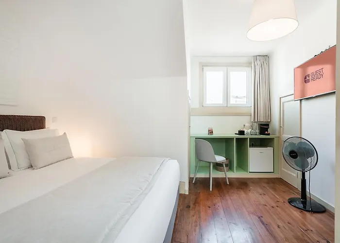 Guestready - Vanzeleres Collection Hotel Oporto